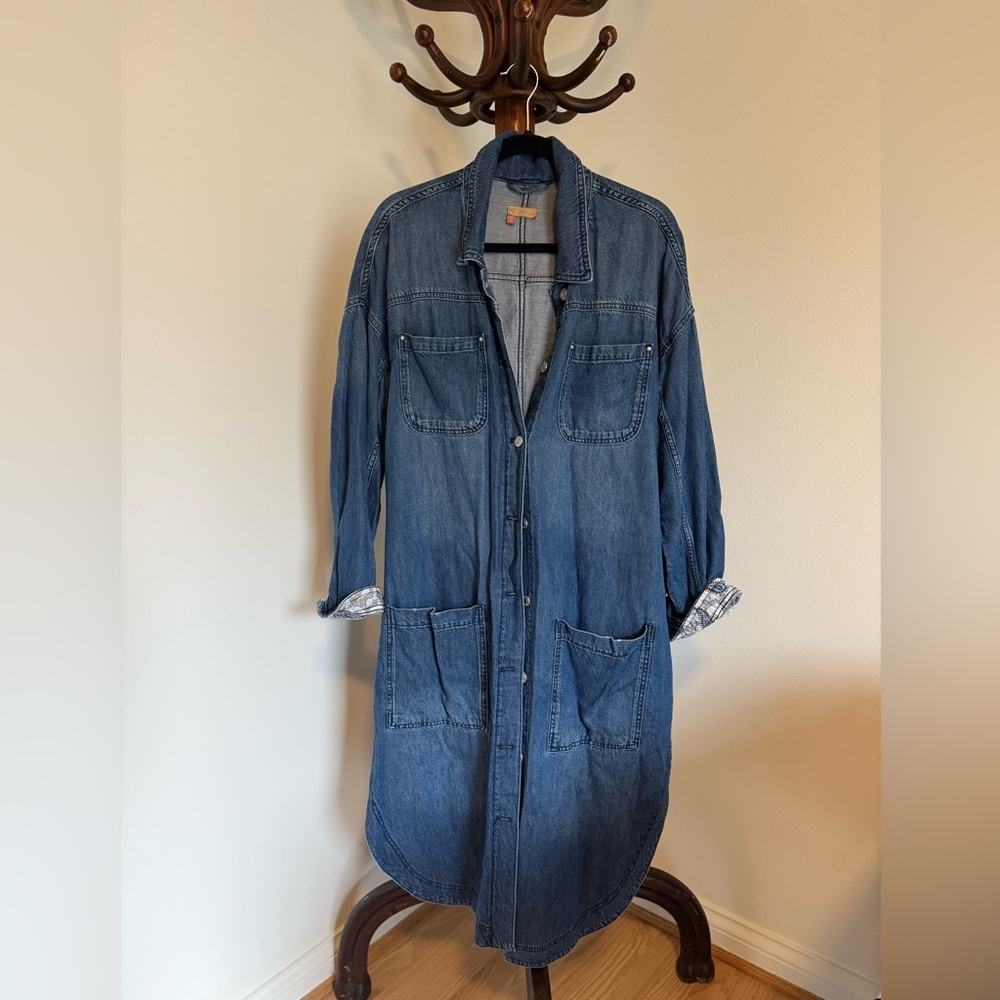 Anthropologie Pilcro long dark denim jacket size M (oversized)